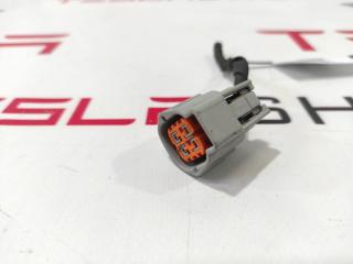 разъем (фишка) проводки Tesla Model S 1 поколение (2012 - 2016), 1031236-81-E