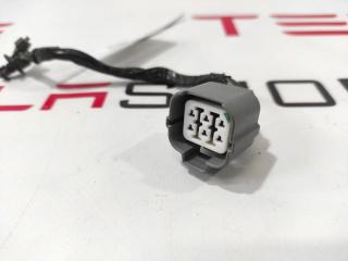 разъем (фишка) проводки Tesla Model S 1 поколение (2012 - 2016), 1031236-81-E