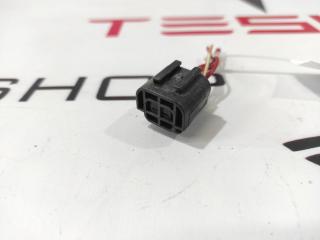 разъем (фишка) проводки Tesla Model S 1 поколение (2012 - 2016), 1031236-81-E