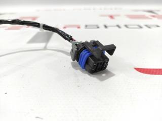 разъем (фишка) проводки Tesla Model S 1 поколение 2013, 1009096-01-H, 1031237-81-E