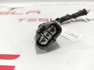разъем (фишка) проводки Tesla Model S 1 поколение 2013, 1031237-81-E