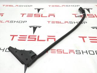 уплотнитель двери Tesla Model S 1 поколение 2015, 1005421-00-D