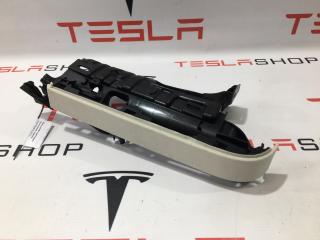 Накладка подъемной задней двери Tesla Model X 1 поколение 2017, 1055012-07-J
