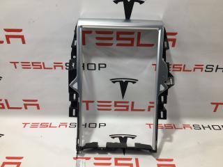 Рамка декоративная компьютера MCU (основного монитора) Tesla Model X 1 поколение 2017, 1002294-00-B