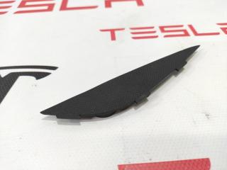 Заглушка болта дверной карты (резиновая) Tesla Model X 1 поколение 2017, 1035782-00-A