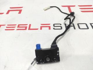 Камера салона Tesla Model X 1 поколение [рестайлинг] 2022, 1588124-00-F