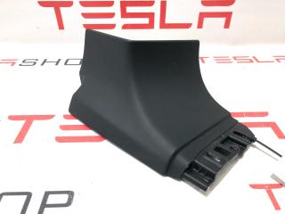 накладка двери внутренняя задняя правая Tesla Model X 1 поколение 2017, 1050375-00-E