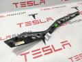 Накладка декоративная обшивки двери Tesla Model X 1 поколение 2019, 1035788-19-C - фото №5