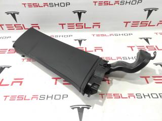 Накладка стойки B, внутренняя Tesla Model X 1 поколение 2017, 1053896-00-B, 1035971-90-F, 1052877-00-C