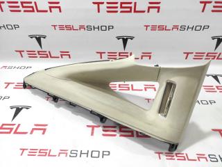 Накладка стойки С Tesla Model X 1 поколение 2017, 1035957-07-E