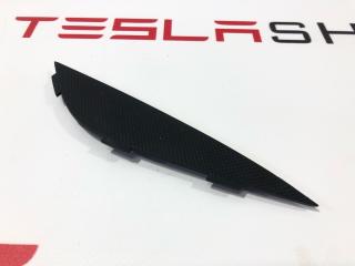 Заглушка болта дверной карты (резиновая) Tesla Model X 1 поколение 2019, 1035782-00-A