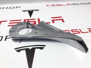 Накладка зеркала наружного верхняя (хром) Tesla Model S 1 поколение [рестайлинг] 2018, 1041316-00-B, 2148.3002