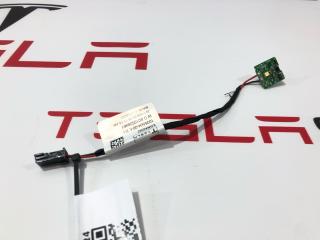 Элемент подсветки двери Tesla Model X 1 поколение 2017, 1035504-00-E