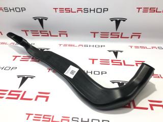 Воздуховод обогрева 2-го ряда сидений Tesla Model X 1 поколение 2017, 1064062-00-A