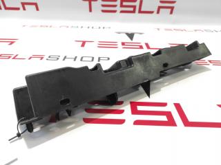 Кронштейн накладки, проема подъемной задней двери Tesla Model X 1 поколение 2017, 1059186-00-A