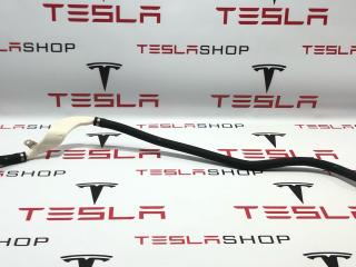Шланги охлаждающей жидкости заднего большого электромотора Tesla Model X 1 поколение 2017, 1048149-99-E, 1048149-00-D, 1092528-00-B