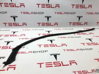 Уплотнитель проема дверного Tesla Model X 1 поколение 2019, 1032147-00-C