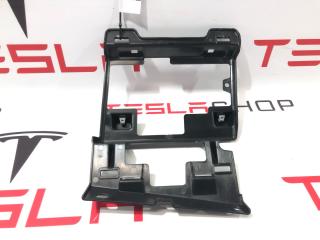 Кронштейн опорный компьютера MCU Tesla Model X 1 поколение 2019, 1058825-00-B