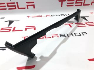Накладка декоративная основания сидений 1-го ряда Tesla Model X 1 поколение 2019, 1061628-00-D, 1105875-00-D