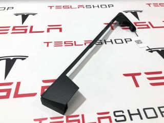 Накладка декоративная основания сидений 1-го ряда Tesla Model X 1 поколение 2019, 1100676-00-D