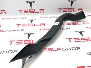 Воздуховод обогрева 2-го ряда сидений Tesla Model X 1 поколение 2019, 1064061-00-A, 1057205-00-A