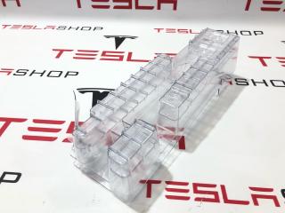 Кронштейн напольный 2-го ряда сидений Tesla Model X 1 поколение 2019, 1091313-00-C