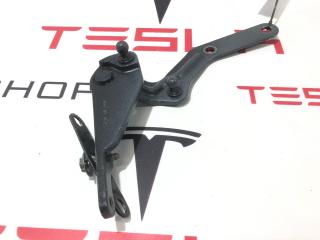 Петля амортизаторов подъемной задней двери Tesla Model X 1 поколение 2019, 1037933-00-L