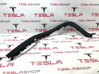 Накладка проема подъемной задней двери Tesla Model X 1 поколение 2019, 1105129-00-E