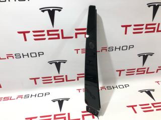 Накладка стойки B, наружная Tesla Model X 1 поколение [рестайлинг] 2022, 1069104-00-D, 161425000E, 161973590E