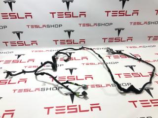 Электропроводка подъемной задней двери Tesla Model X 1 поколение 2019, 1032882-00-F, P1032882-70-F