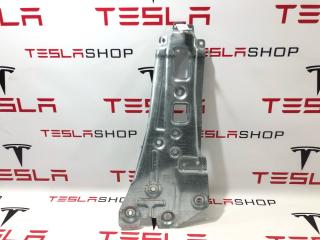 Кронштейн багажника боковой Tesla Model X 1 поколение 2019, 1051362-S0-D, 1086806-00-A