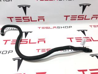 патрубок (трубопровод, шланг) Tesla Model X 1 поколение 2019, 1046136-00-I