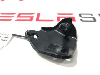 Кронштейн амортизатора крышки багажника (шаровый) Tesla Model X 1 поколение 2019, 1046610-00-A