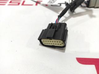 разъем (фишка) проводки Tesla Model X 1 поколение 2019, 3072447-02-C, 1135152-60-A, 2135152-81-C