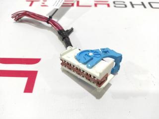 разъем (фишка) проводки Tesla Model X 1 поколение 2019, 3072447-02-C, 1135152-60-A, 2135152-81-C