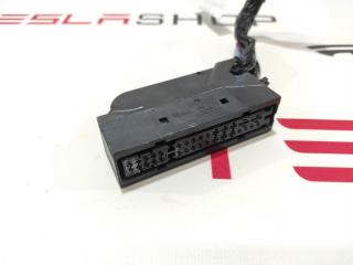 разъем (фишка) проводки Tesla Model X 1 поколение 2019, 1055702-00-F, 1082436-00-B, 2082436-00-B, 3082436-00-B, 4082436-00-B