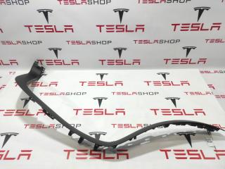Накладка проема подъемной задней двери Tesla Model X 1 поколение [рестайлинг] 2022, 1105129-00-E