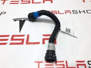 Шланги охлаждающей жидкости Tesla Model X 1 поколение [рестайлинг] 2022, 1585723-00-C