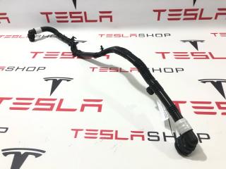 Шланги охлаждающей жидкости Tesla Model X 1 поколение [рестайлинг] 2022, 1606382-00-C