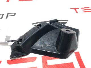 Направляющая крыла (ракушка) Tesla Model X 1 поколение 2021, 1047092-00-G