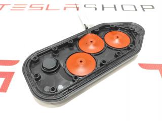 Крышка вентиляции основной батареи пластик верхняя Tesla Model S 1 поколение 2015, 6010488-00-C