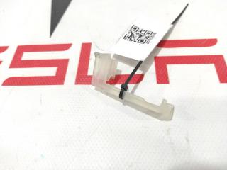 Изолятор силиконовый защитного метал. корпуса основной батареи Tesla Model S 1 поколение 2016, 1016278-00-C