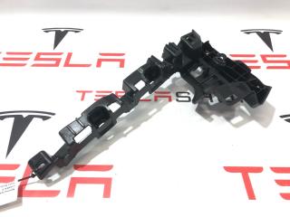 Кронштейн накладки, стойки C Tesla Model X 1 поколение [рестайлинг] 2022, 1056079-98-I