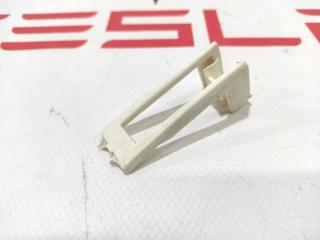 Изолятор силиконовый защитного метал. корпуса основной батареи Tesla Model S 1 поколение 2016, 1014929-00-C
