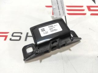 Петля замка двери Tesla Model X 1 поколение [рестайлинг] 2022, 1033836-00-H
