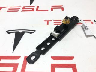 Кронштейн крепления ремня безопасности Tesla Model X 1 поколение [рестайлинг] 2022, 1036735-00-C, 5355162426