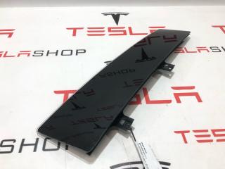 Накладка наружная (стекло) подъемной задней двери Tesla Model X 1 поколение [рестайлинг] 2022, 1094996-00-C, 1041357-00-C