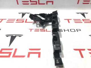 Кронштейн накладки, стойки В Tesla Model X 1 поколение [рестайлинг] 2022, 1056081-00-E, 1051824-00-C