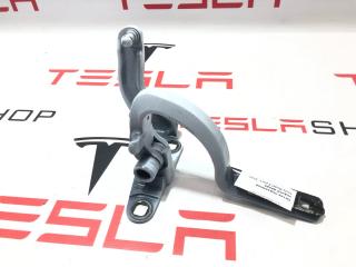 Петля подъемной задней двери Tesla Model X 1 поколение [рестайлинг] 2022, 1037844-00-M