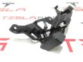 Кронштейн накладки, стойки C Tesla Model X 1 поколение [рестайлинг] 2022, 1056083-00-C, 1051825-00-B - фото №4